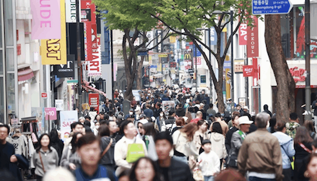 梭哈三星、海力士!韩国60岁以上老人正在用养老钱加杠杆