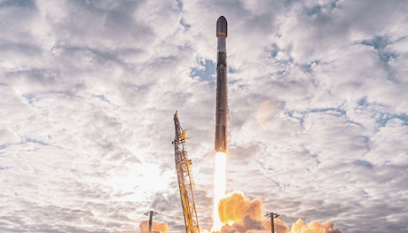 SpaceX洽谈接入美国8万座基站!剑指全美第四大运营商