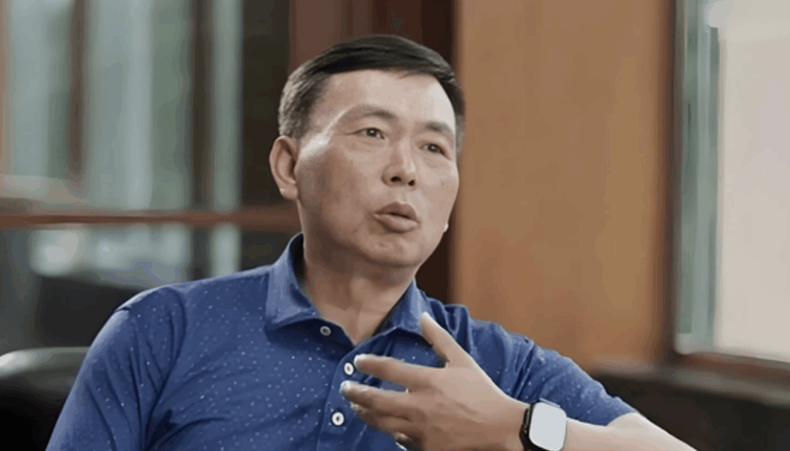 伯克希尔、段永平、李录大调仓：三种完全不同的AI信仰？