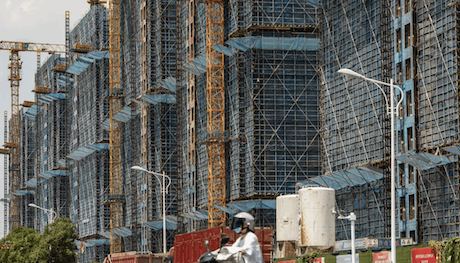 从“抢新房”到“淘二手房”：中国楼市正在完成一场静默的“存量革命”？